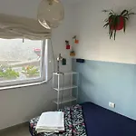 Homestay Light & Modern 3br