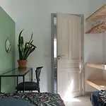 Homestay Light & Modern 3br *
