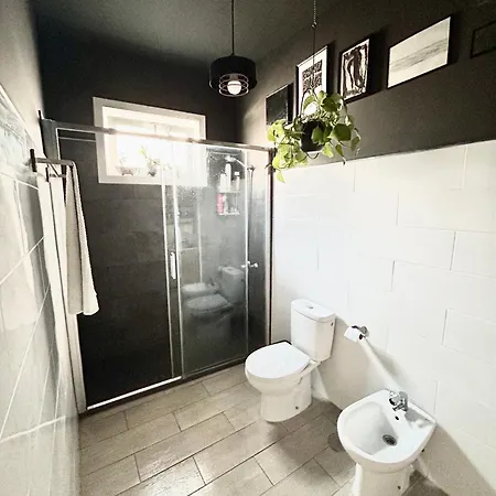 ホームステイ Light & Modern 3br *
