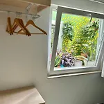 ホームステイ Light & Modern 3br *