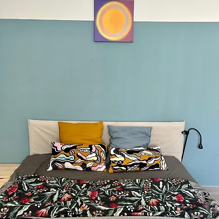 Light & Modern 3br Alloggio in famiglia